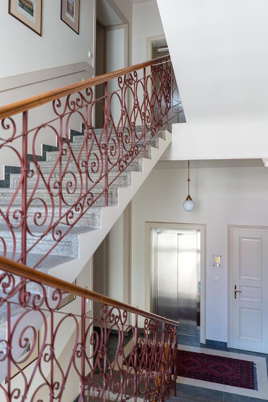 Hunger Wall Residence Prague Luaran gambar