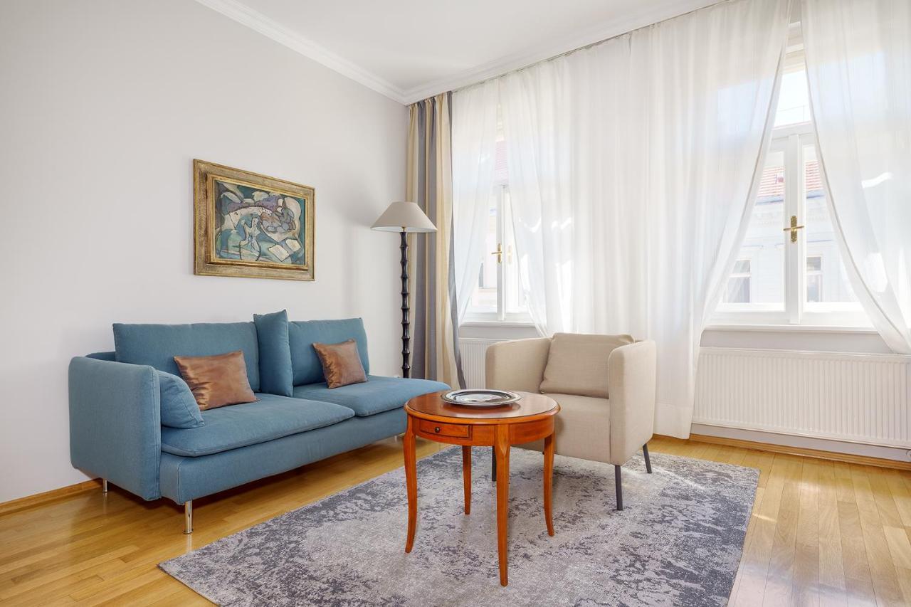 Hunger Wall Residence Prague Luaran gambar